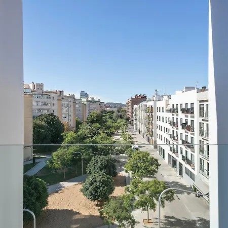 Apartament Lugaris *