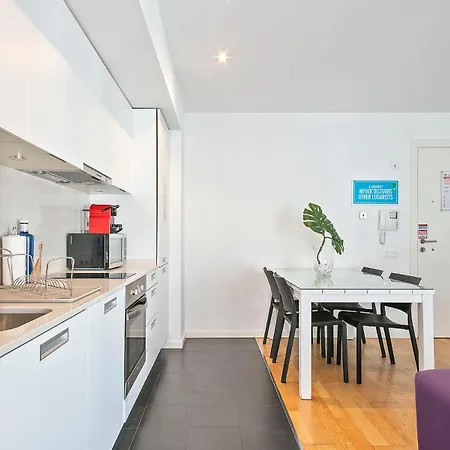 Apartament Lugaris *